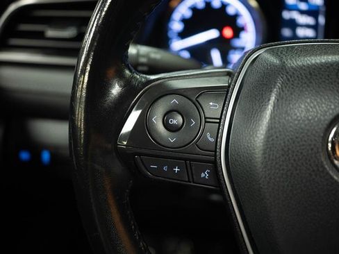 Used 2020 Toyota Camry SE w/ Carpet Mat Package FWD image 26