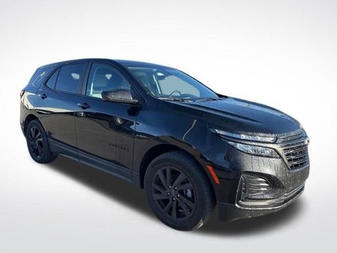 Used 2024 Chevrolet Equinox LS w/ LS Convenience Package image 8