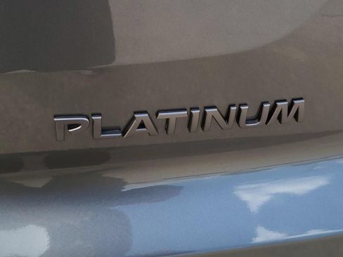 New 2026 Nissan Pathfinder Platinum w/ Accent Package FWD image 9