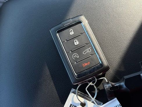 Used 2023 Jeep Grand Cherokee L Laredo RWD image 39