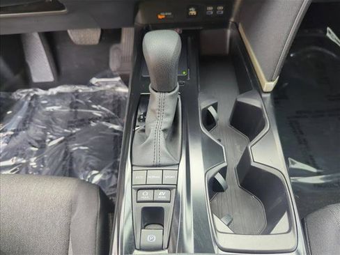 Certified 2025 Toyota Camry LE image 14