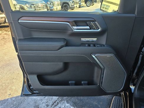 New 2026 GMC Sierra 1500 Denali AWD/4WD image 13