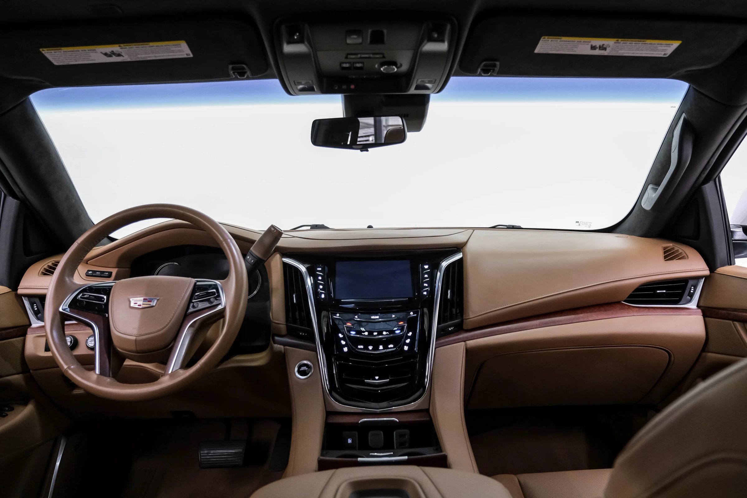 Used 2017 Cadillac Escalade ESV Platinum AWD/4WD image 14