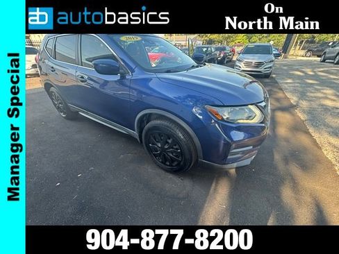 Used 2019 Nissan Rogue S FWD image 12