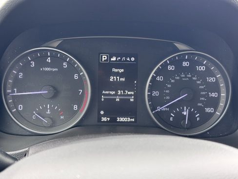 Used 2017 Hyundai Elantra Limited w/ Limited Tech Package 04 image 14