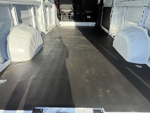 Used 2023 RAM ProMaster 3500 w/ Driver Convenience Group image 20