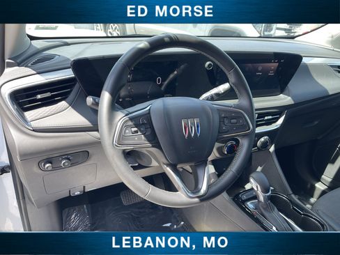 Certified 2025 Buick Encore GX Preferred AWD/4WD image 32