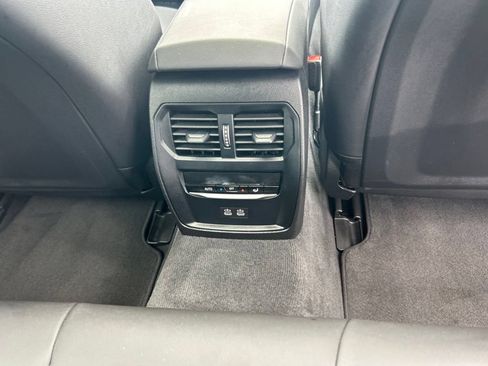 Used 2025 BMW i4 eDrive40 RWD image 29