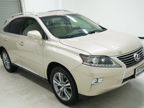 Used 2015 Lexus RX 350 FWD image 3