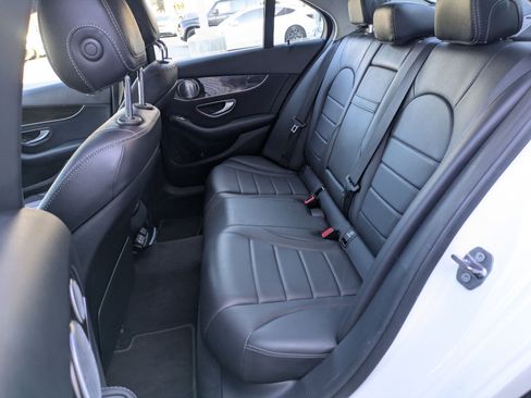 Used 2020 Mercedes-Benz C 300 4MATIC Sedan image 29