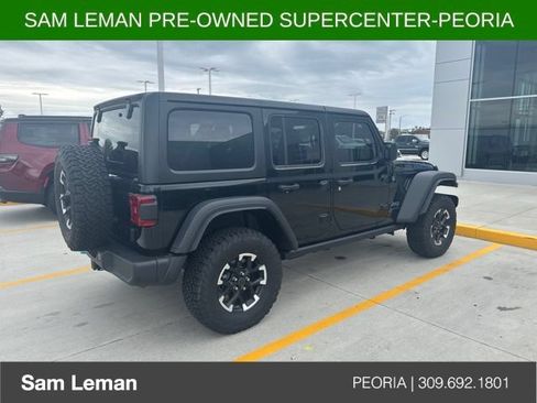 Used 2024 Jeep Wrangler Unlimited Rubicon 4xe w/ Technology Group AWD/4WD image 3