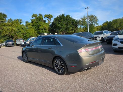 Used 2017 Lincoln MKZ Premiere image 3