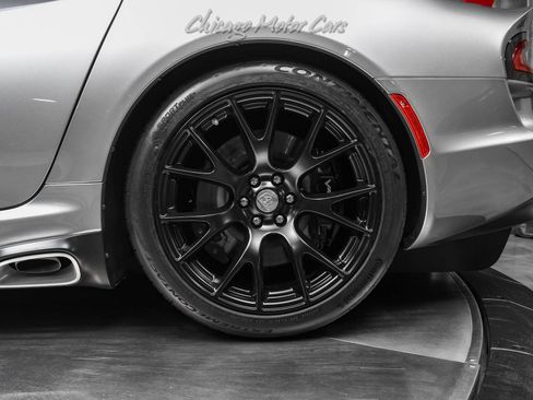 Used 2015 Dodge Viper SRT-10 RWD image 44