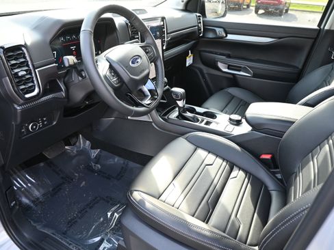 New 2026 Ford Ranger Lariat w/ FX4 Off-Road Package image 15