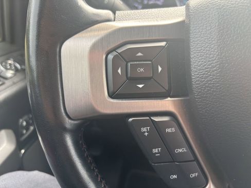 Used 2019 Ford F250 Platinum image 26