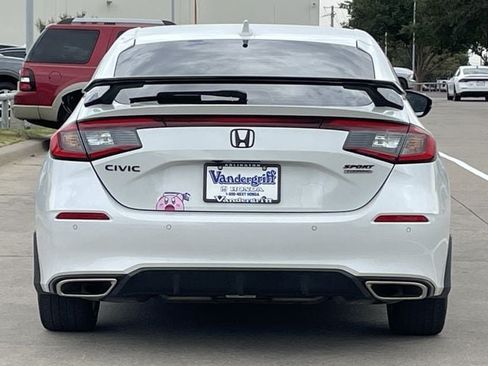 Used 2024 Honda Civic Sport Touring image 5
