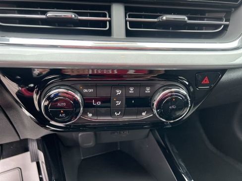 New 2026 Chevrolet Trax LT w/ Midnight Edition image 23