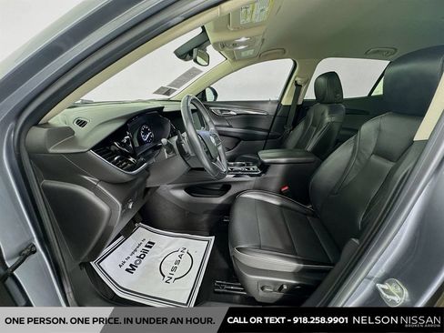 Used 2021 Buick Envision Essence FWD image 20