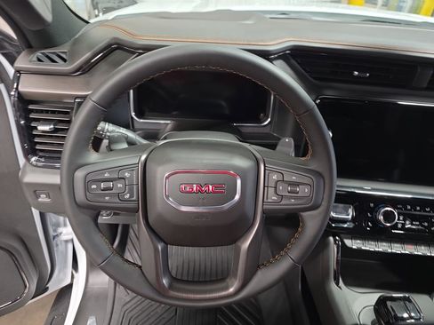 New 2026 GMC Sierra 1500 AT4 w/ AT4 Premium Package image 17