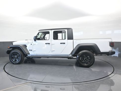 New 2026 Jeep Gladiator Sport image 3