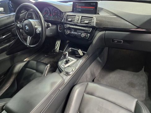 Used 2018 BMW M4 Coupe RWD image 5