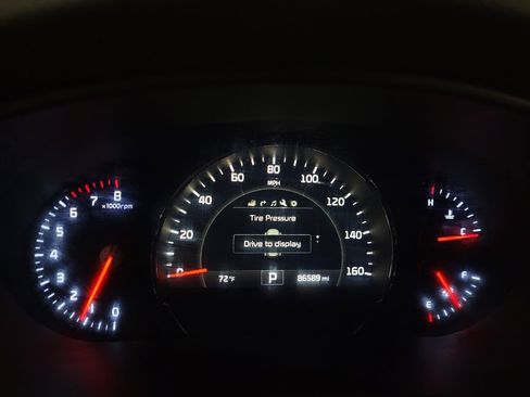 Used 2017 Kia Sorento SX image 23