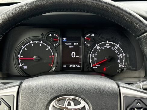 Used 2023 Toyota 4Runner SR5 Premium w/ Moonroof Package AWD/4WD image 12