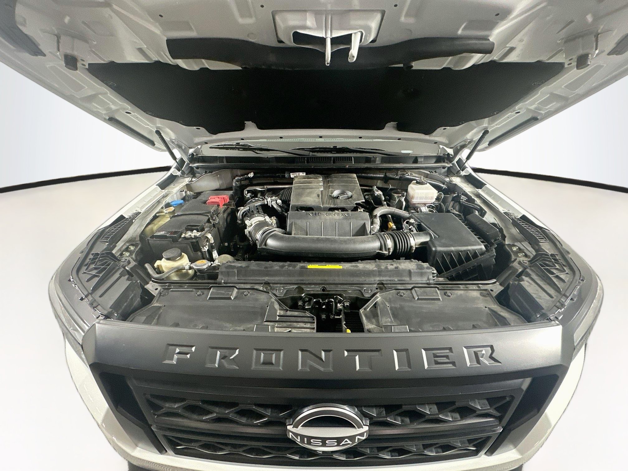 Used 2023 Nissan Frontier S w/ Technology Package RWD image 31