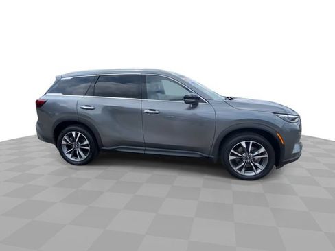 Used 2023 INFINITI QX60 Luxe w/ Vision Package AWD/4WD image 3
