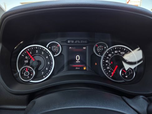New 2026 RAM 2500 Tradesman AWD/4WD image 36