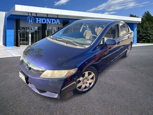 Used 2010 Honda Civic LX image 1