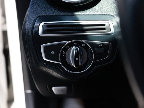 Used 2016 Mercedes-Benz C 300 4MATIC Sedan image 48