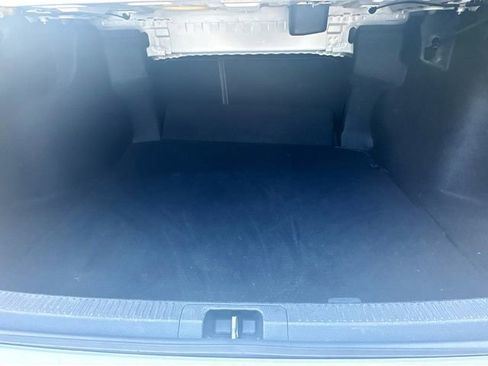 Used 2018 Toyota Camry LE FWD image 28
