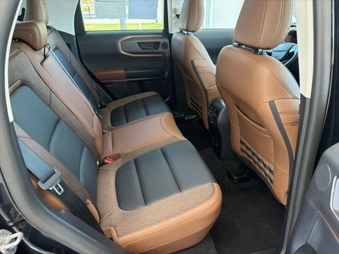 Certified 2025 Ford Bronco Sport Outer Banks w/ Outer Banks Tech Package+ AWD/4WD image 9