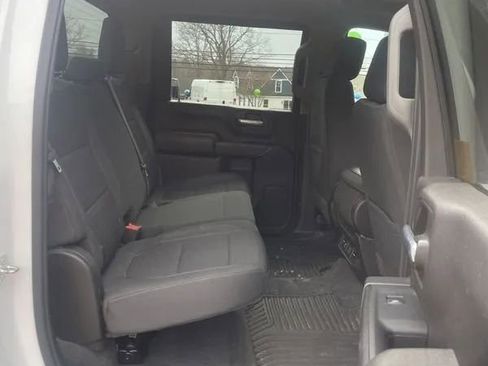 Used 2021 Chevrolet Silverado 2500 LT w/ Convenience Package image 14