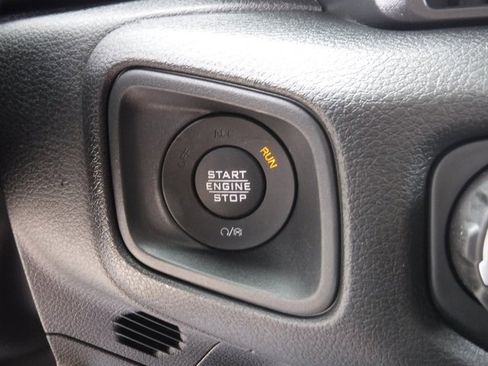 New 2025 Jeep Gladiator Willys image 20