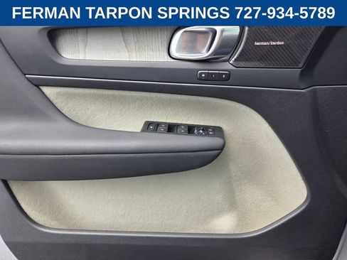 Certified 2024 Volvo XC40 B5 Plus w/ Protection Package Premier AWD/4WD image 23