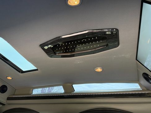 Used 2020 Ford Transit 150 Low Roof AWD image 15