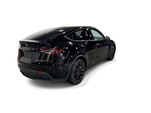 Certified 2023 Tesla Model Y Long Range AWD/4WD image 6
