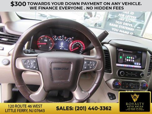 Used 2015 GMC Yukon XL Denali w/ Premium Package image 33