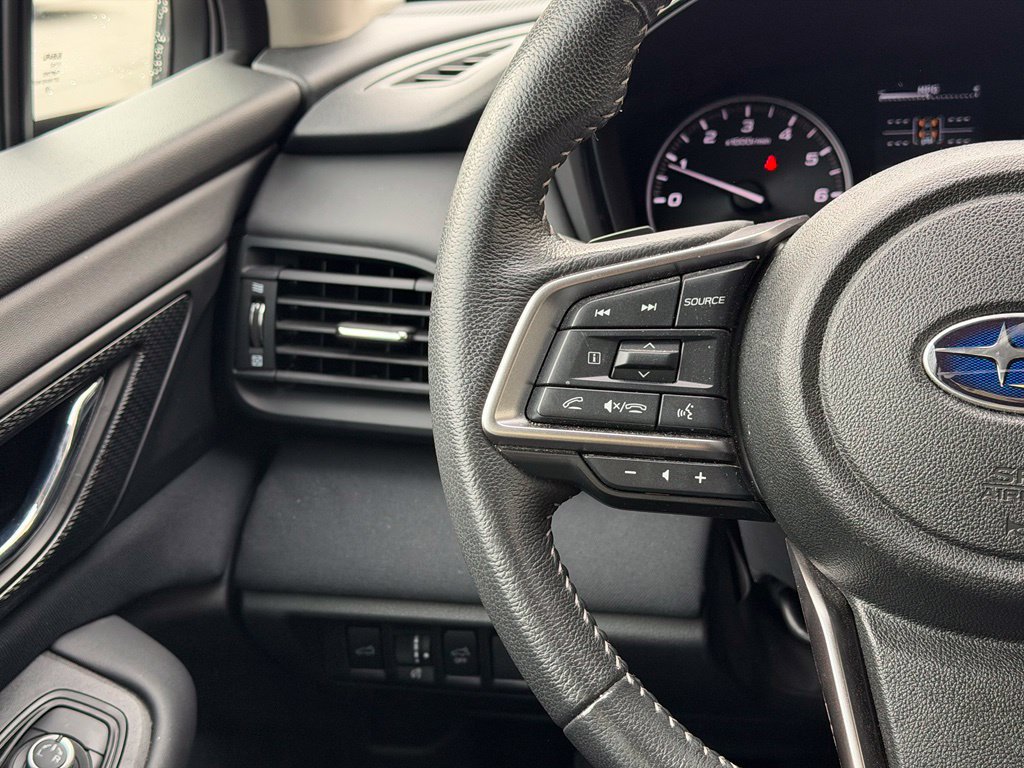 Used 2024 Subaru Outback Premium AWD/4WD image 11