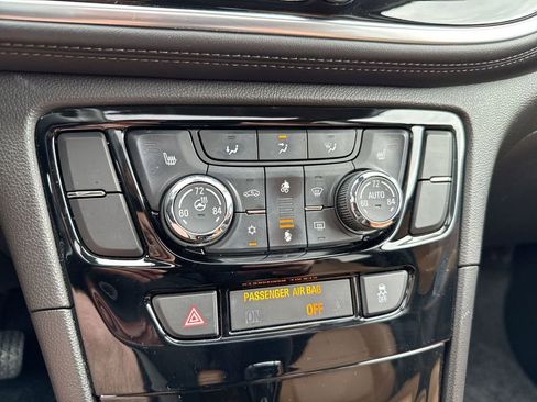 Used 2018 Buick Encore Essence w/ Experience Buick Package AWD/4WD image 17