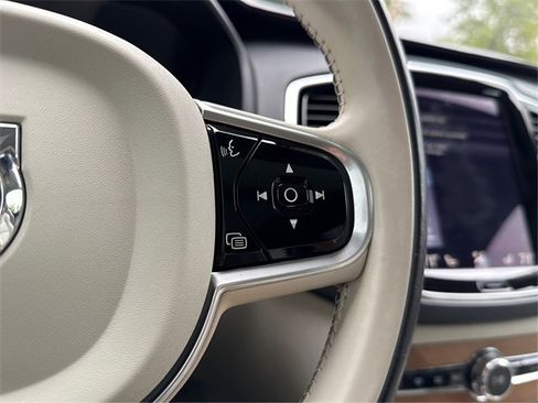 Used 2016 Volvo XC90 T6 Inscription w/ Vision Package image 36