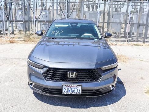 Used 2024 Honda Accord Touring image 4