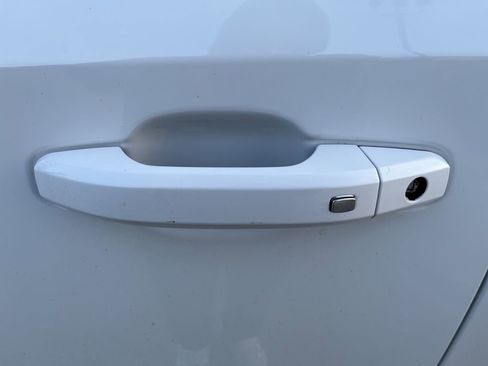 Used 2022 GMC Sierra 1500 AT4 w/ AT4 Premium Package image 40