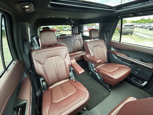 Certified 2024 Ford Expedition Limited RWD image 29