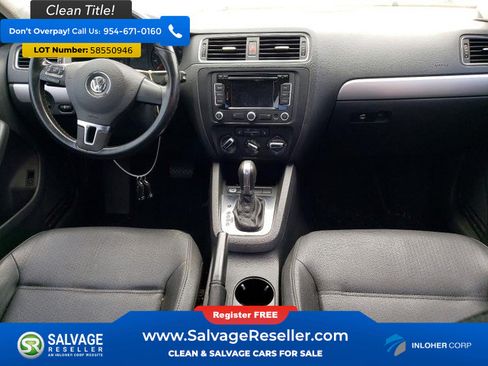 Used 2011 Volkswagen Jetta SEL FWD image 11