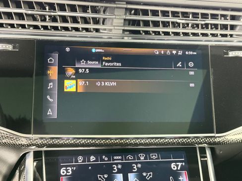 Used 2023 Audi SQ7 Prestige w/ Prestige Package AWD/4WD image 24