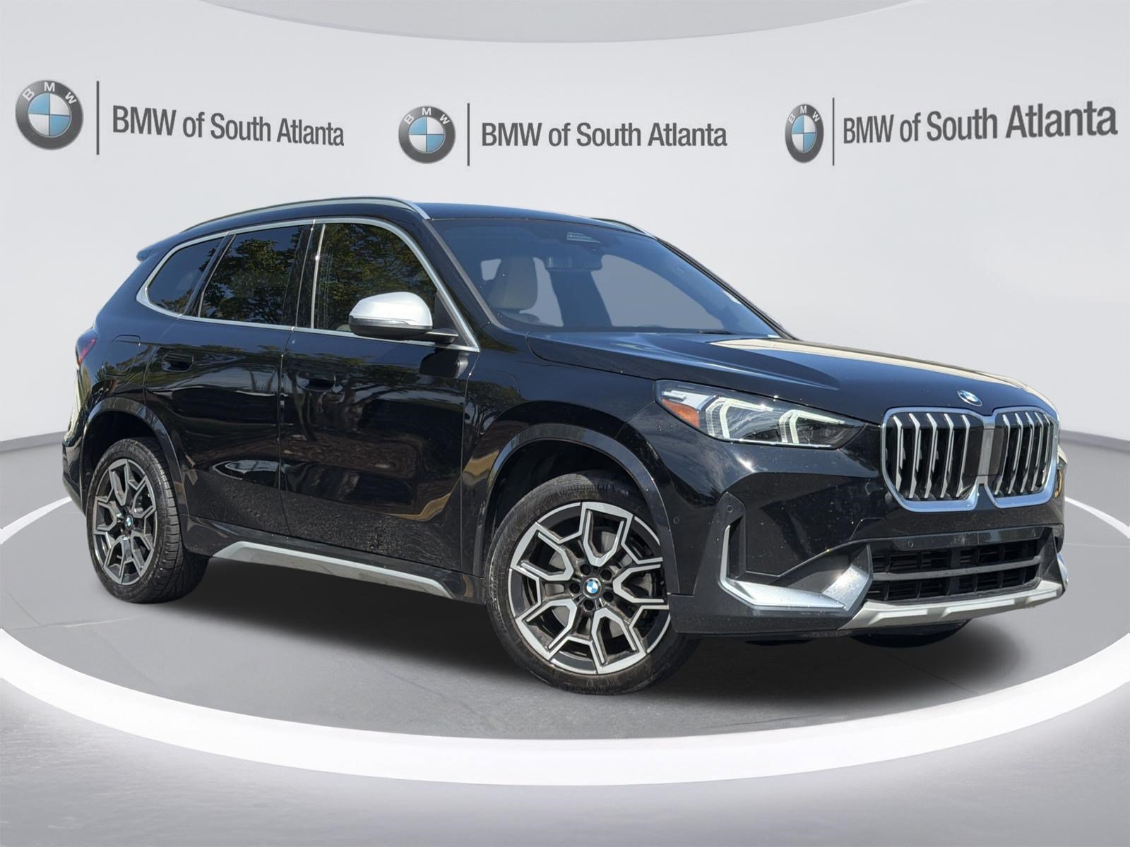 Used 2023 BMW X1 xDrive28i w/ Convenience Package AWD/4WD image 2