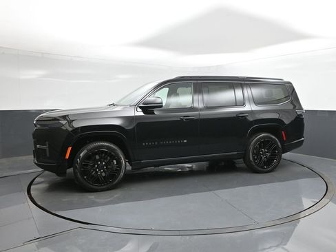New 2026 Jeep Grand Wagoneer Limited AWD/4WD image 26